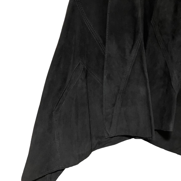 Rezrekshn by Esther Chen Suede Leather Open Front Black Vest - Picture 3 of 9